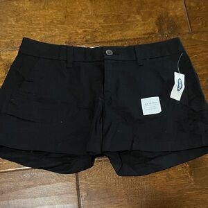 NWT Old Navy Women's Black Shorts 3.5” Length Size 2